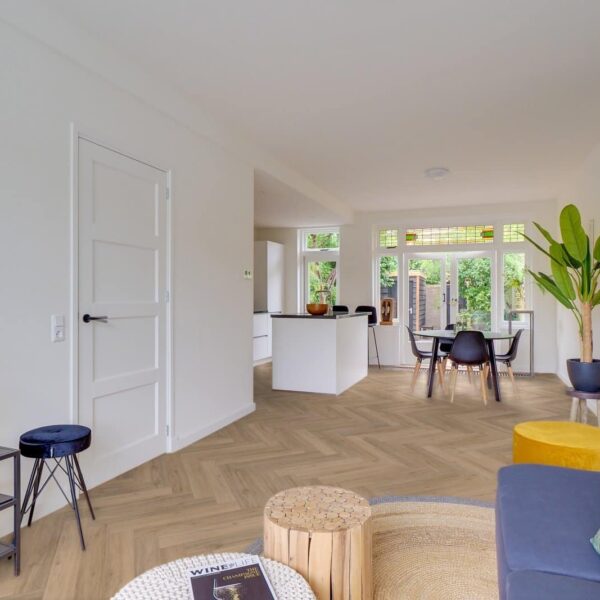 Hoomline - Fusion Superior Dryback Visgraat V4 Gotham Oak Natural