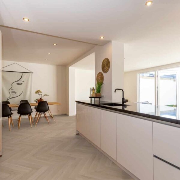 Hoomline - Fusion Superior Dryback Visgraat V4 Gotham Oak Oiled